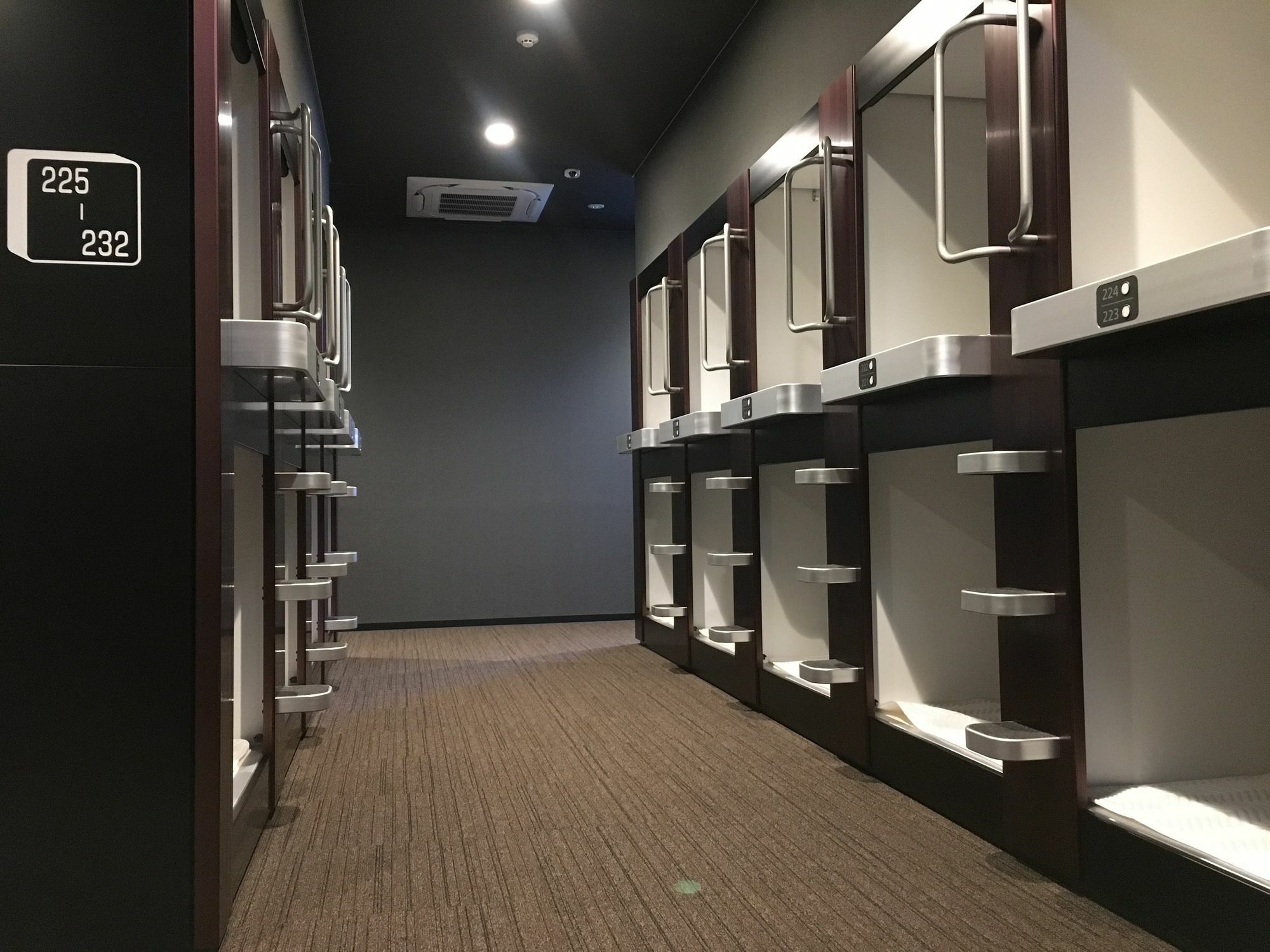 Oyado Haru'S Hotell Osaka Exteriör bild